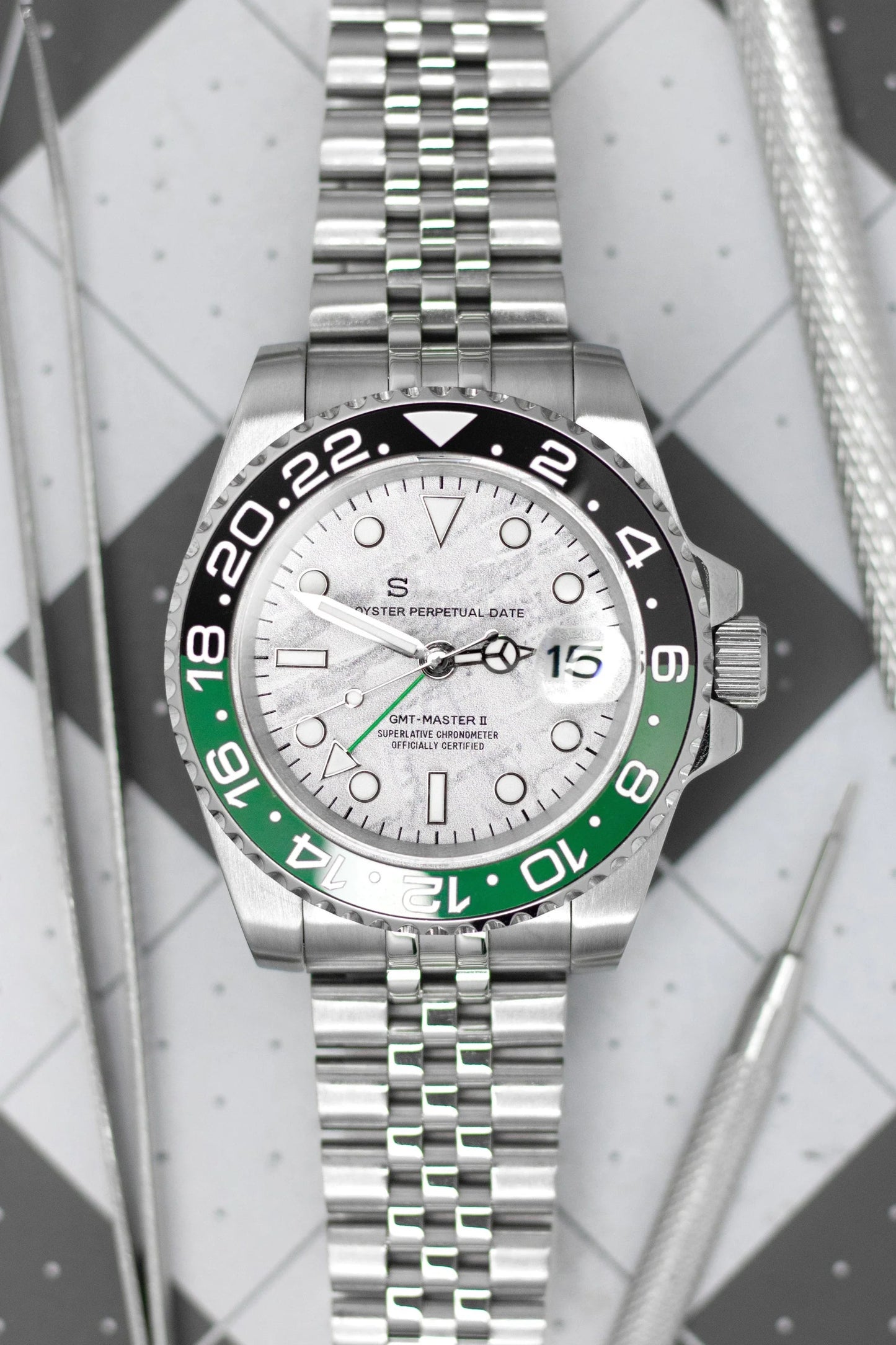 Green Meteorite GMT